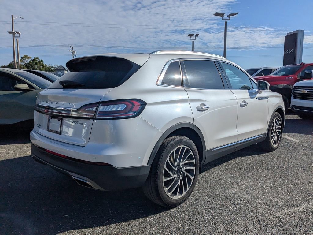 Used 2019 Lincoln Nautilus Reserve AWD/4WD image 3