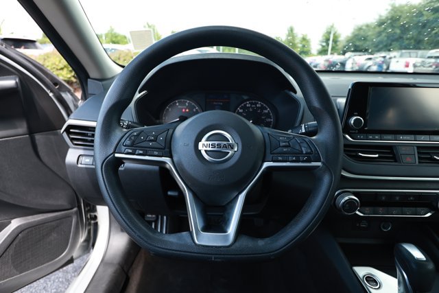 Used 2022 Nissan Altima 2.5 S FWD image 11