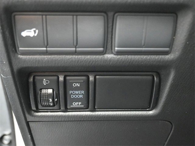 Used 2017 Nissan Armada SL image 20