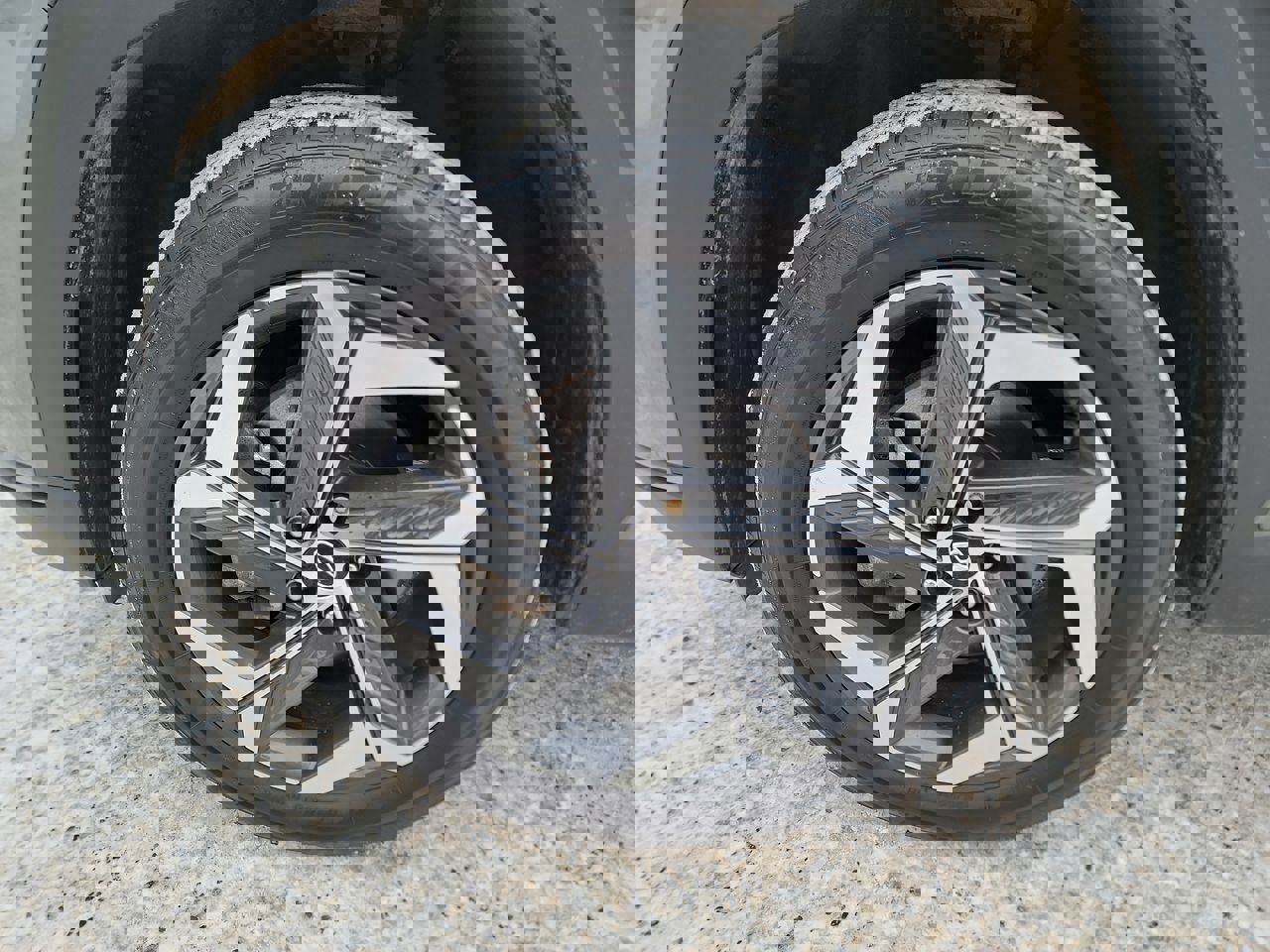 Used 2023 Hyundai Tucson SEL w/ Convenience Package image 10