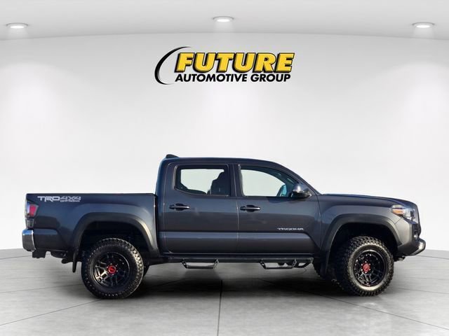 Used 2023 Toyota Tacoma TRD Off-Road AWD/4WD image 4