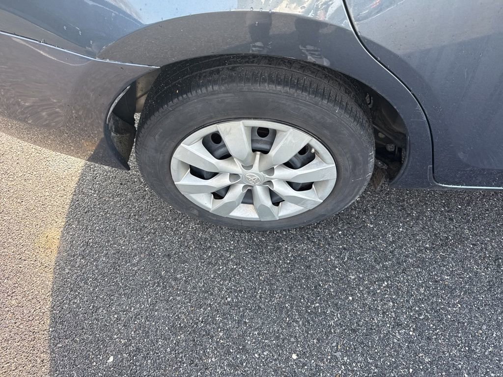 Used 2016 Toyota Corolla LE image 10