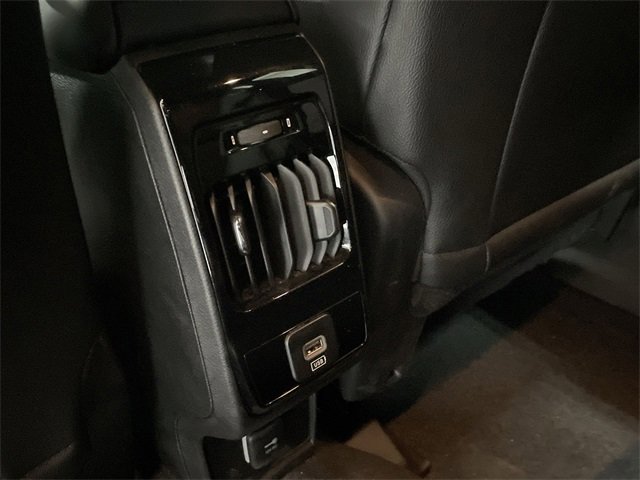 Used 2024 Jeep Compass Limited image 17