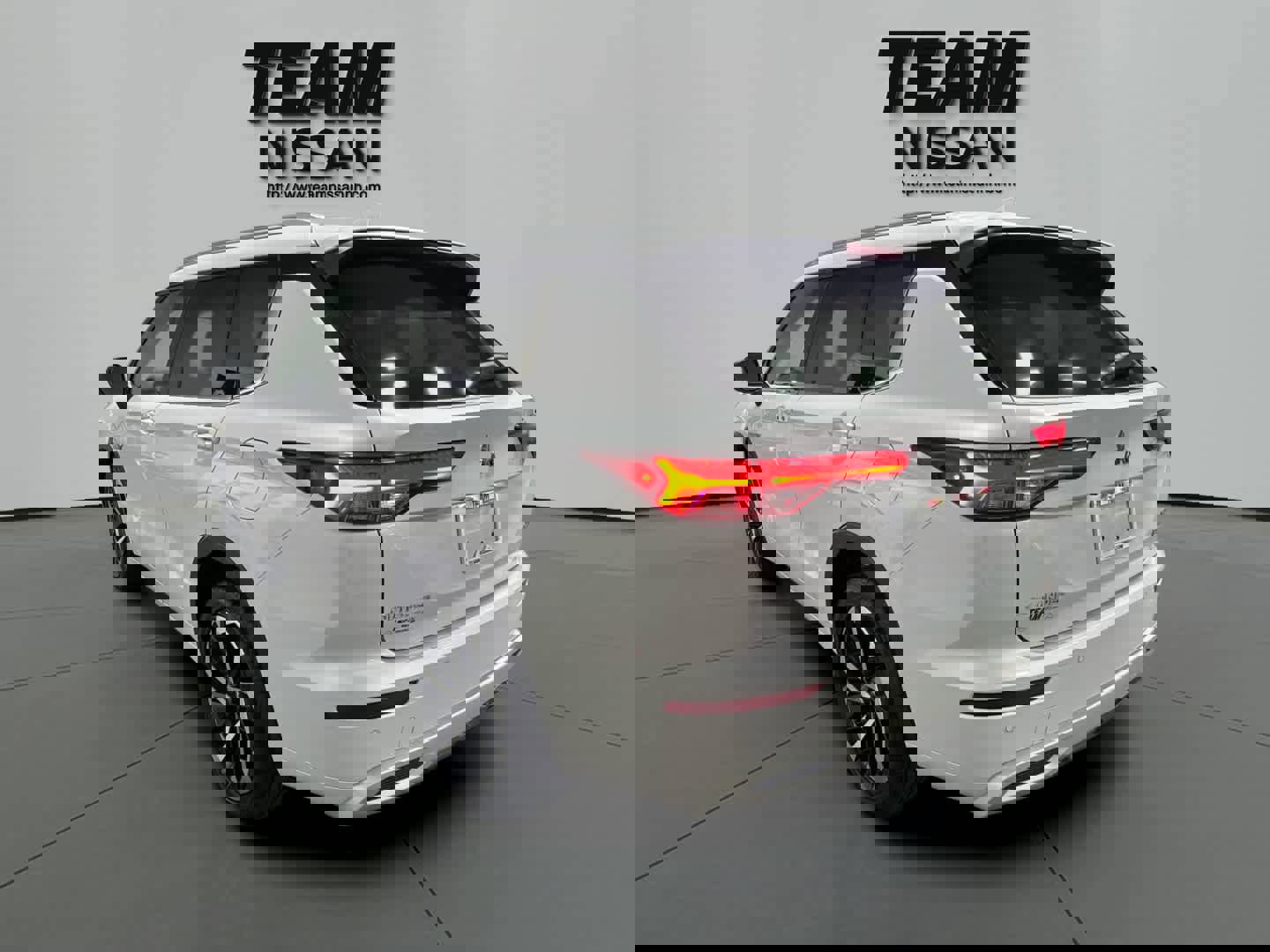 Used 2024 Mitsubishi Outlander SEL image 4