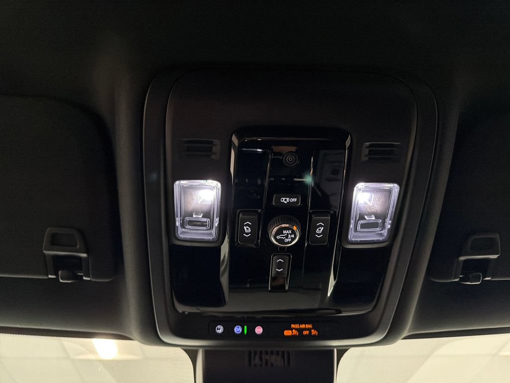New 2026 GMC Yukon Denali w/ LPO, Floor Liner Package RWD image 18