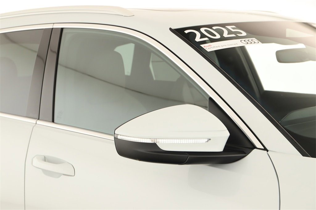 Certified 2025 Audi Q5 Prestige image 36