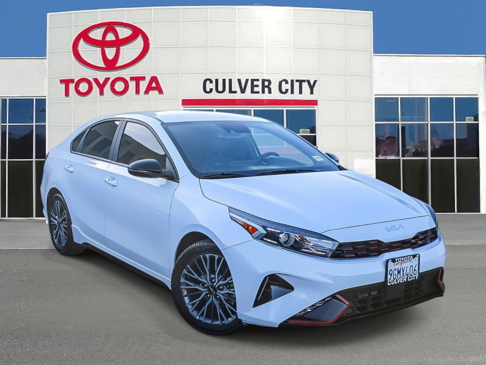 Used 2023 Kia Forte GT-Line w/ GT-Line Technology Package image 1