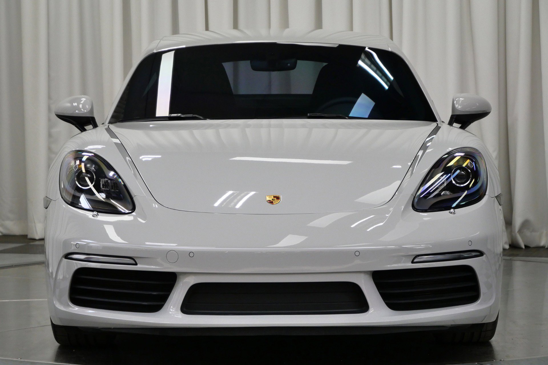 Used 2024 Porsche 718 Cayman image 4
