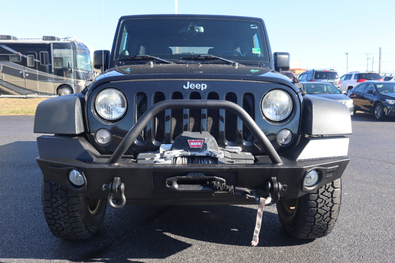 Used 2014 Jeep Wrangler Unlimited Rubicon w/ Connectivity Group image 30