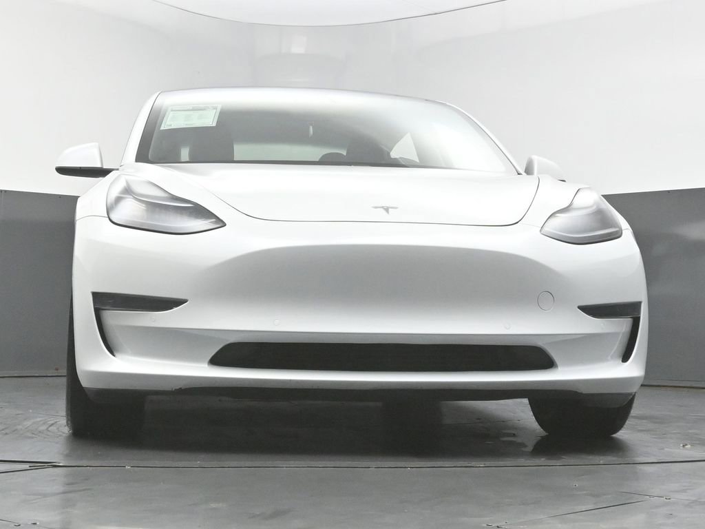 Used 2021 Tesla Model 3 Standard Range Plus image 45