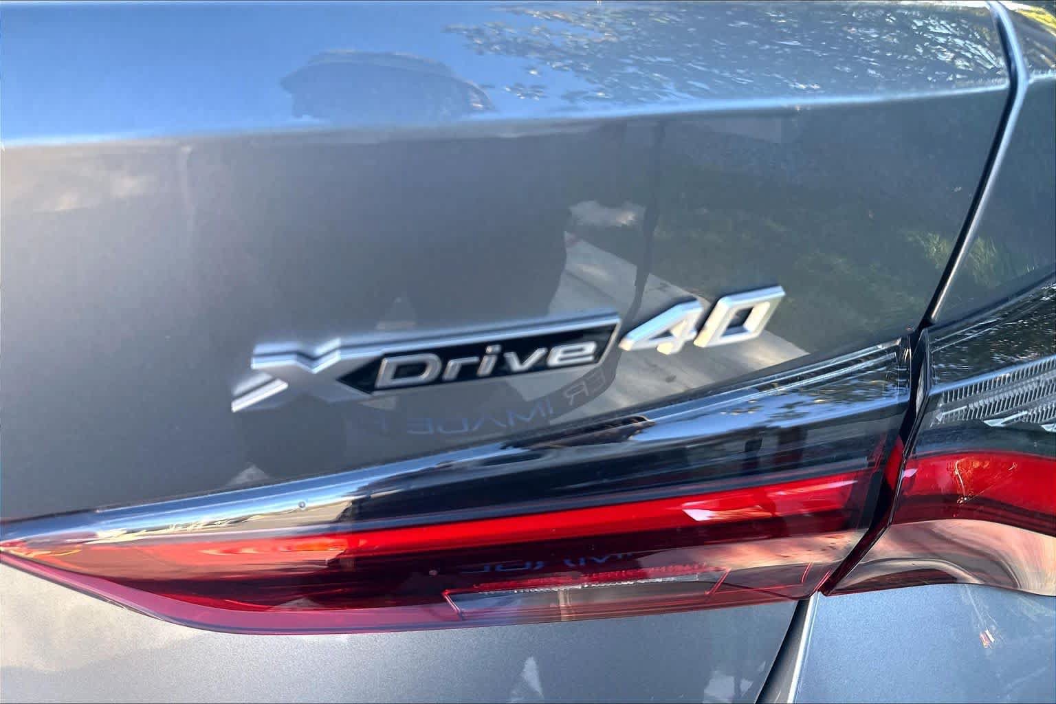 Used 2025 BMW i4 xDrive40i w/ Premium Package AWD/4WD image 9