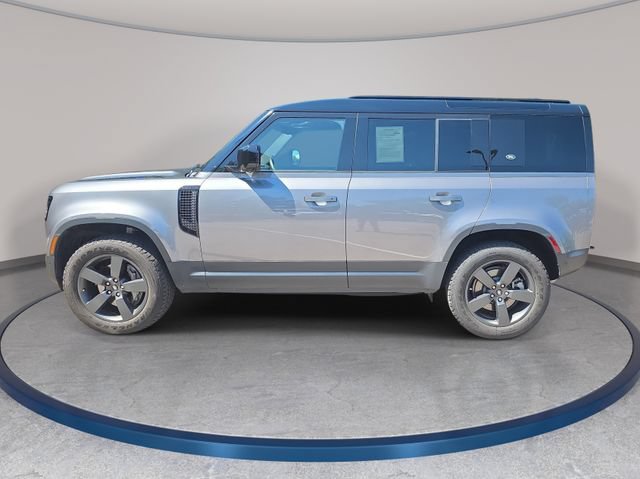 Certified 2024 Land Rover Defender 110 S AWD/4WD image 9