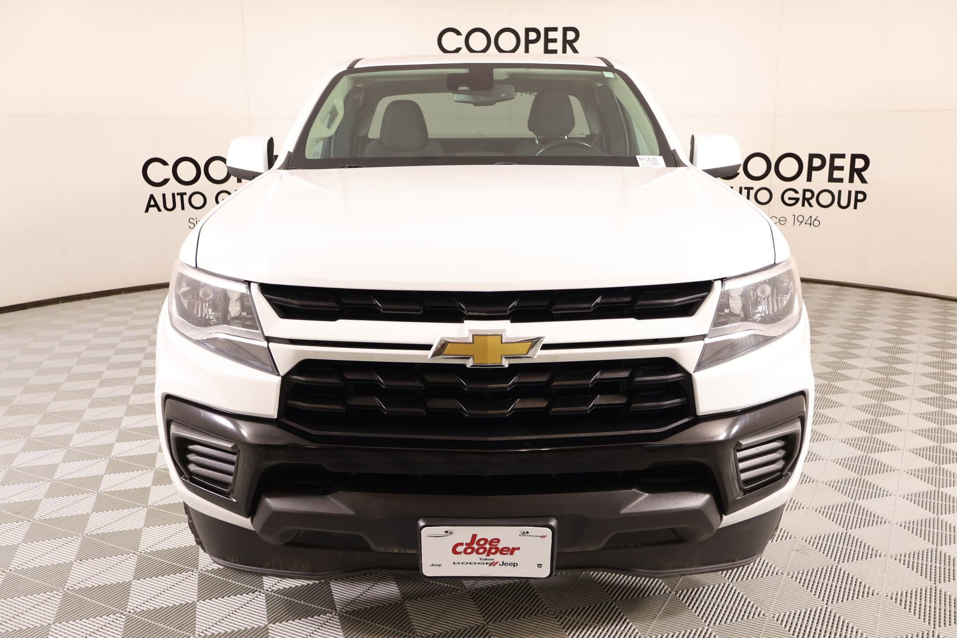 Used 2022 Chevrolet Colorado LT w/ Fleet Safety Package RWD image 8