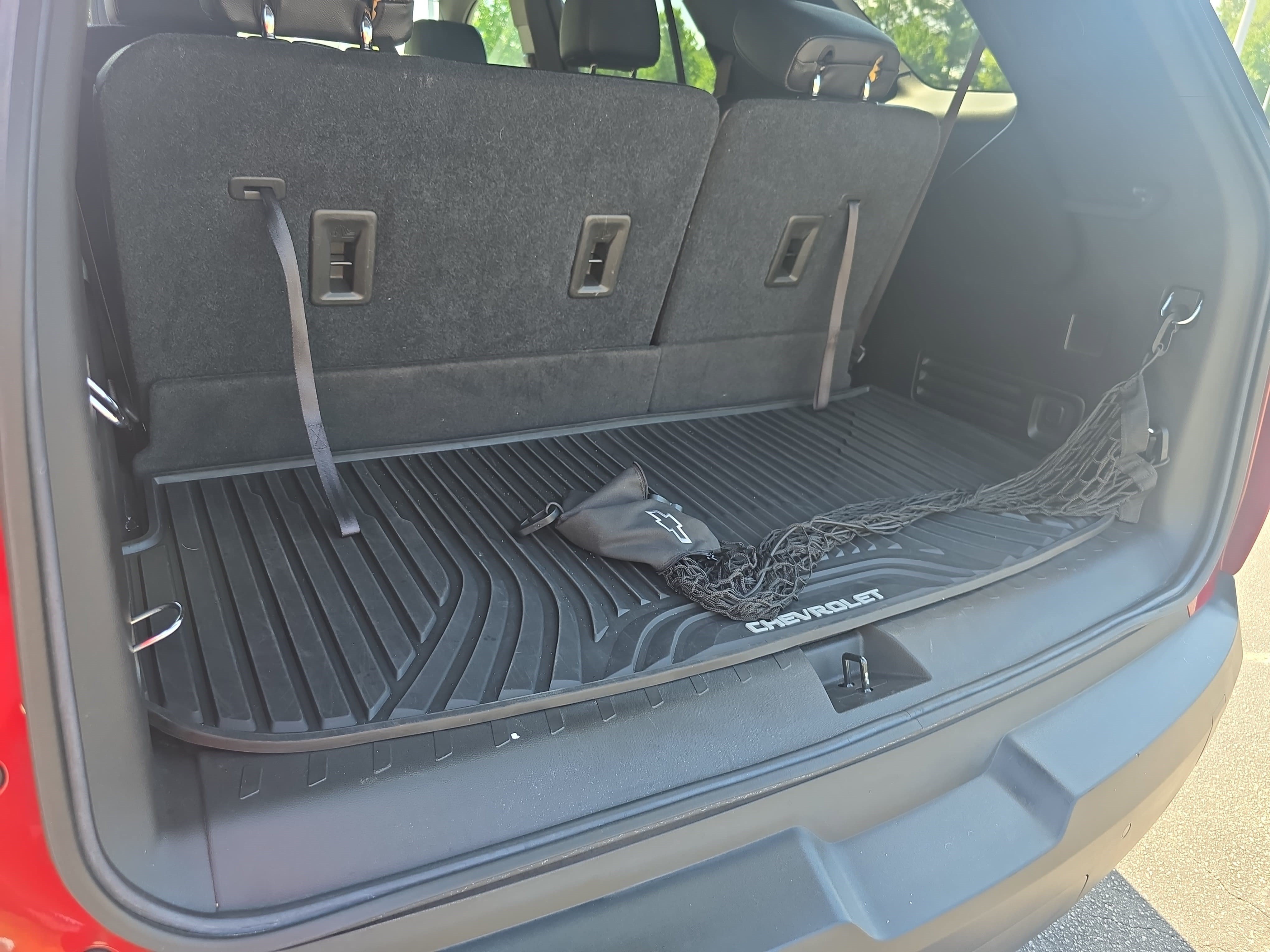 Used 2023 Chevrolet Traverse LT FWD image 13