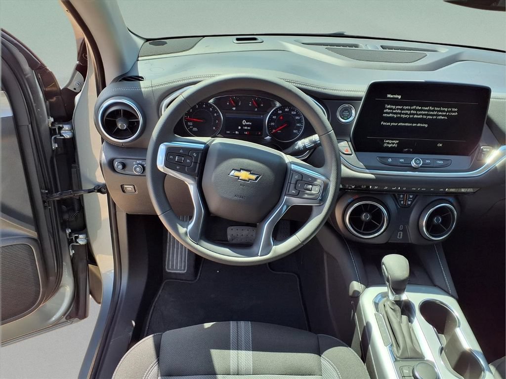 New 2026 Chevrolet Blazer LT w/ Convenience Package FWD image 9