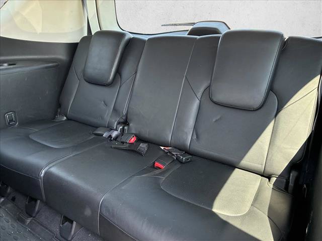 Used 2017 INFINITI QX80 4WD w/ Driver Assistance Package image 14