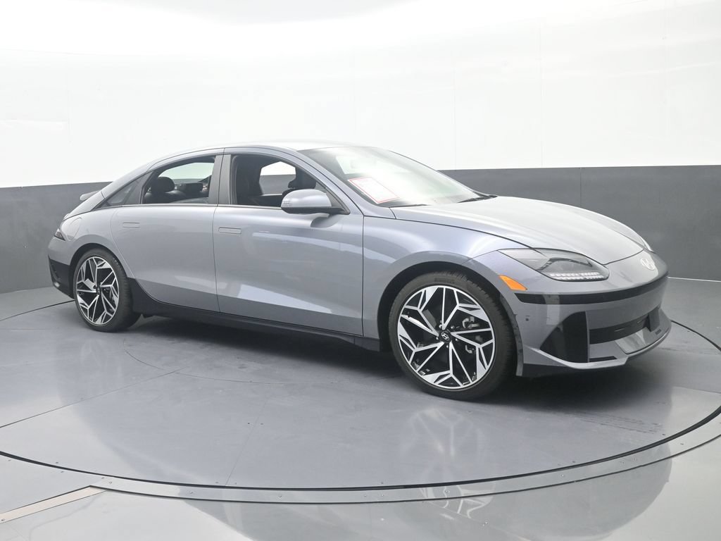 Used 2025 Hyundai Ioniq 6 SEL RWD image 8