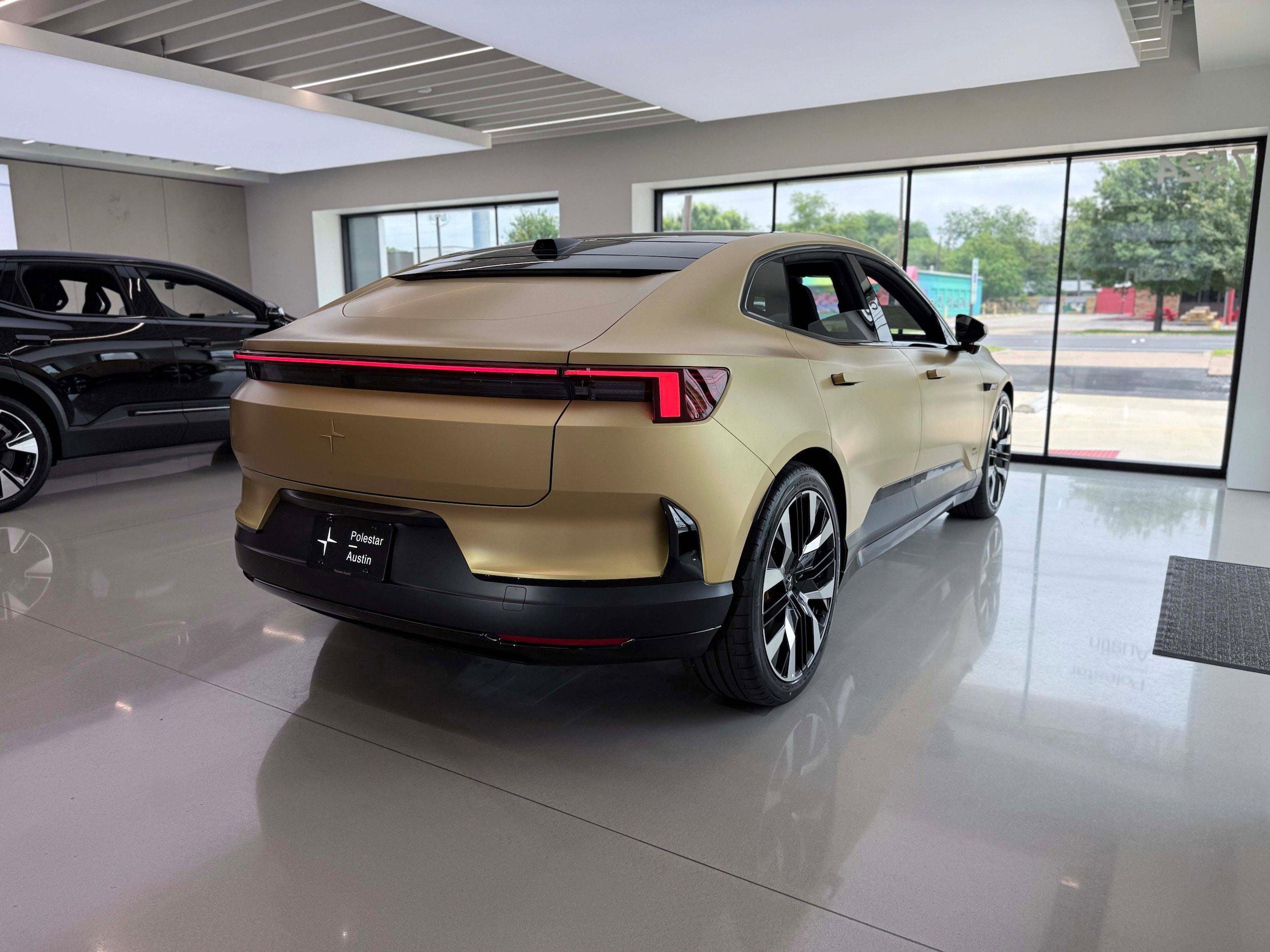 New 2026 Polestar Polestar 4 w/ Performance Pack AWD/4WD image 5