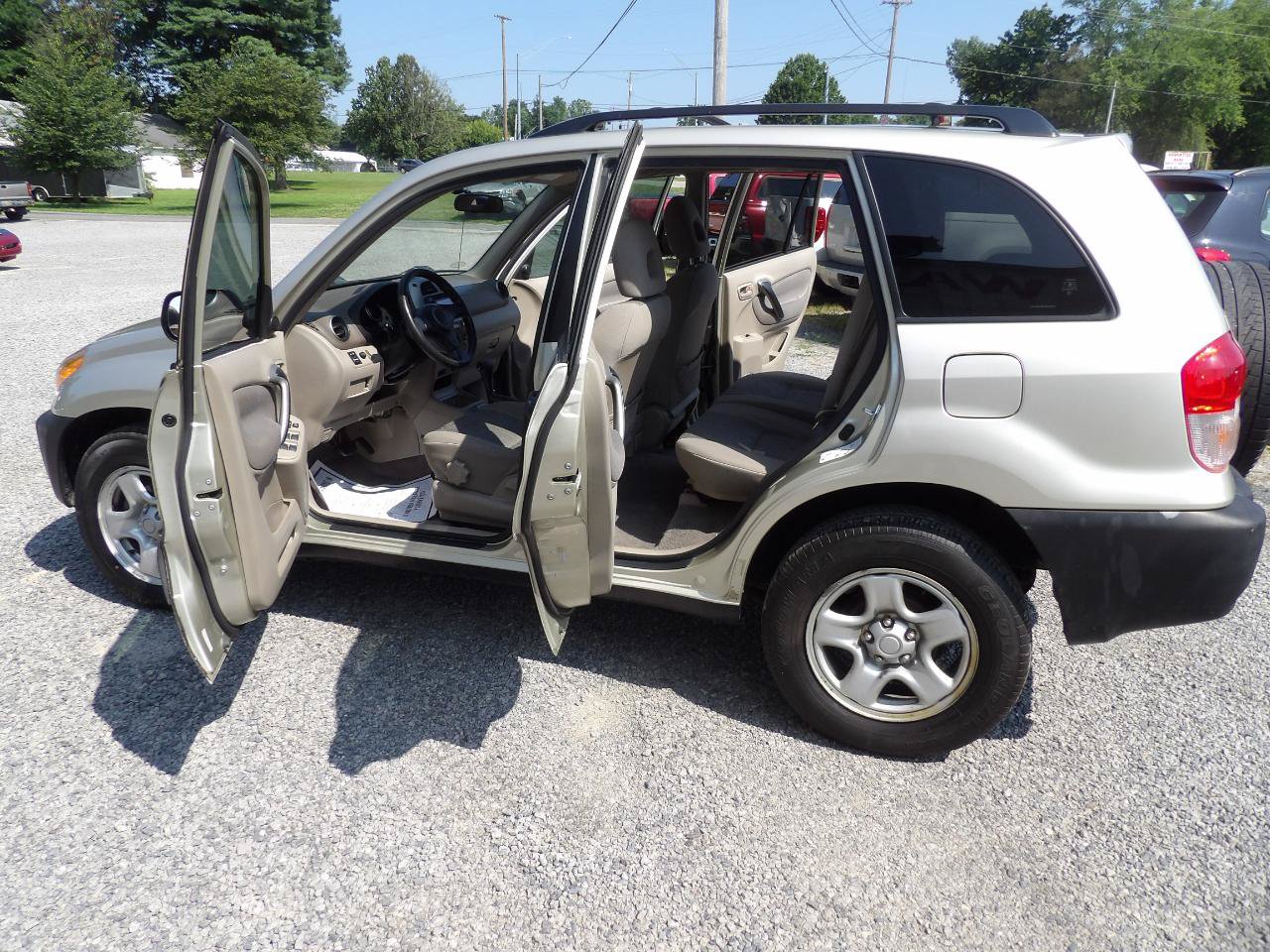 Used 2001 Toyota RAV4 2WD image 8