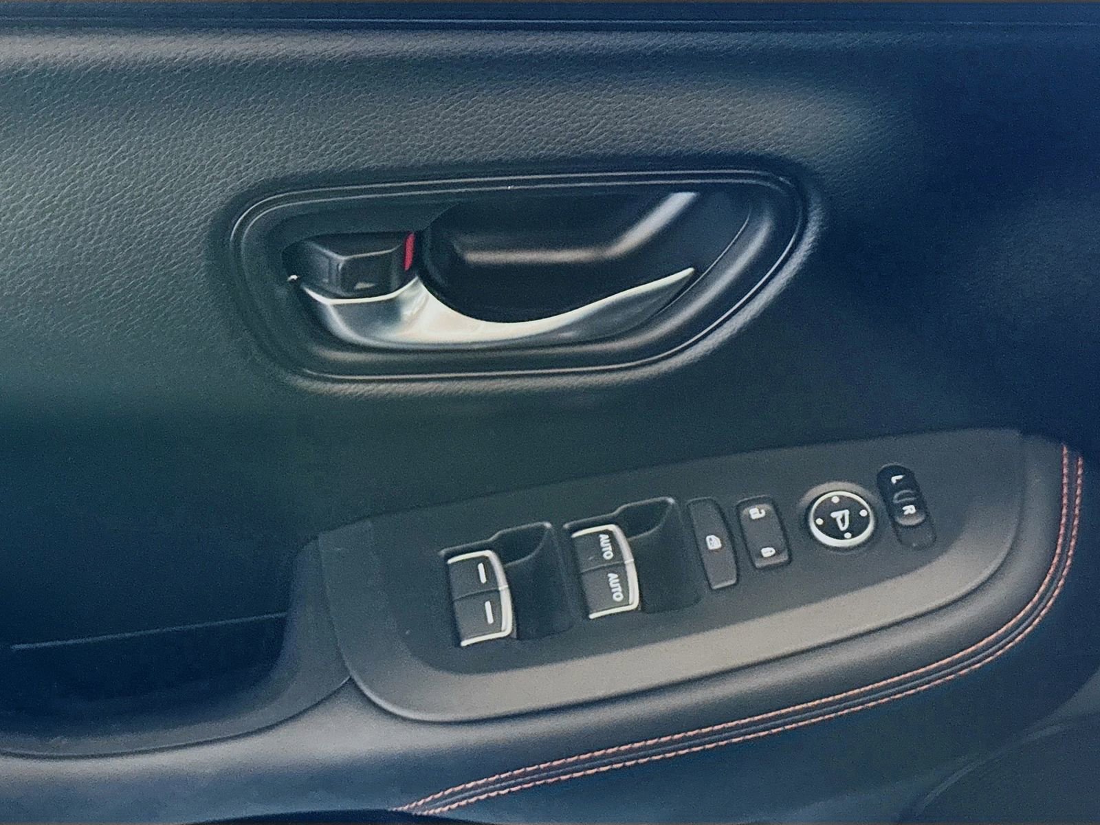 Used 2023 Honda HR-V Sport image 14