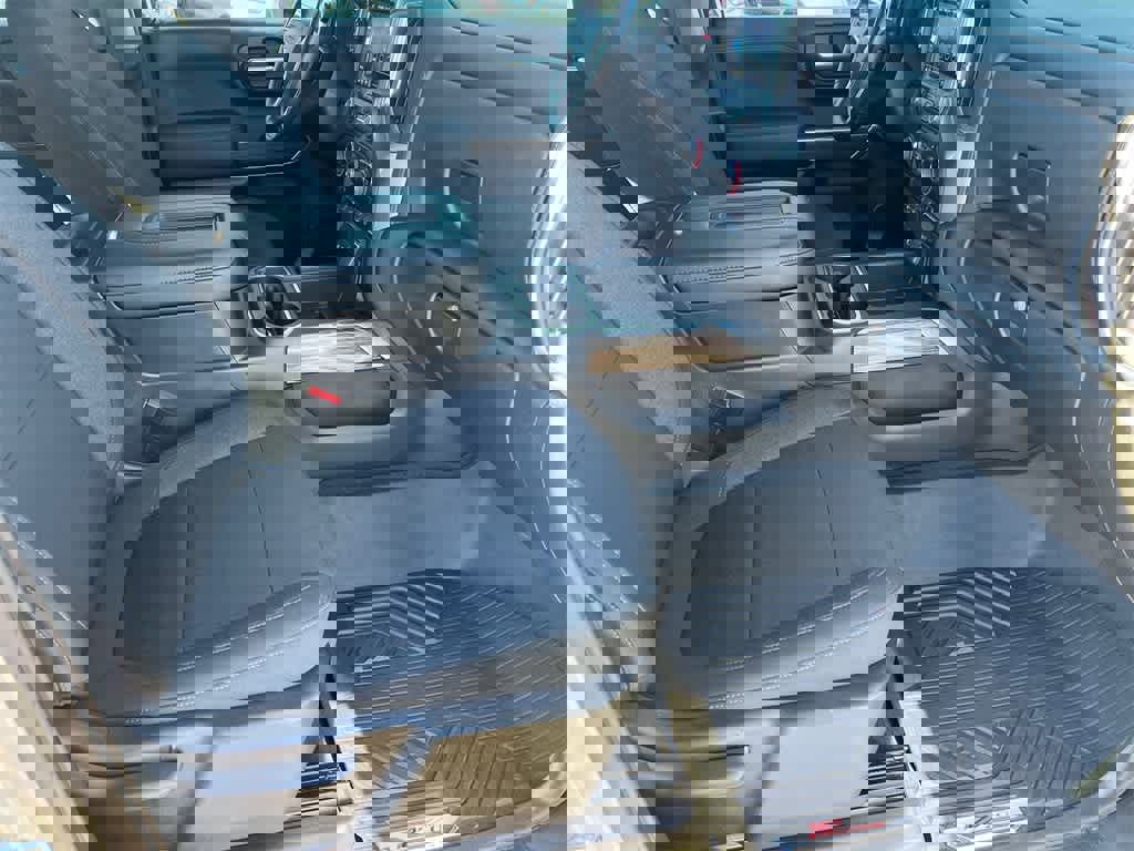 Used 2021 Chevrolet Silverado 1500 RST image 14