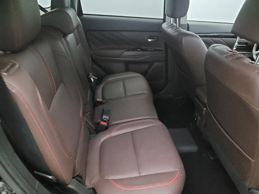 Used 2018 Mitsubishi Outlander GT image 19