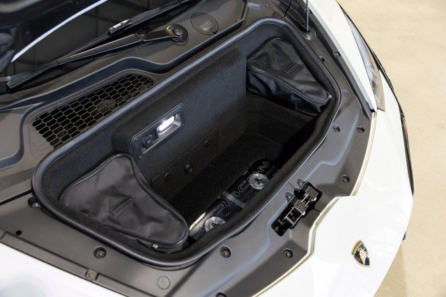 Used 2024 Lamborghini Huracan Tecnica image 34