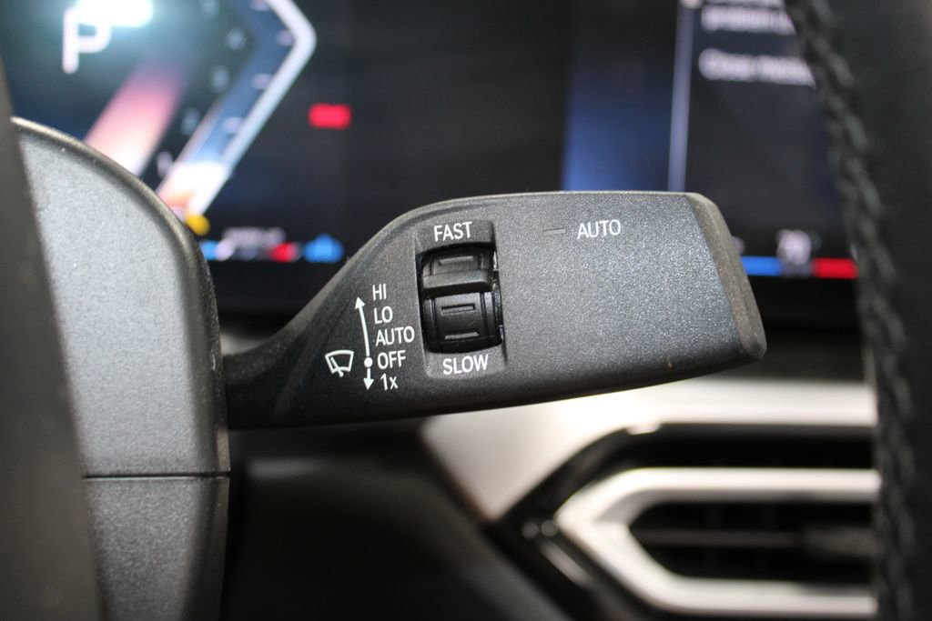 Used 2024 BMW 430i Convertible image 33