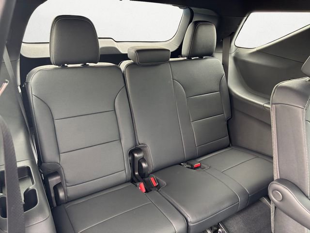 New 2026 Chevrolet Traverse LT w/ Midnight/Sport Edition AWD/4WD image 20