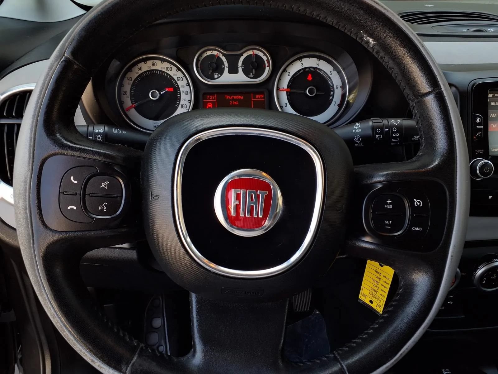 Used 2014 FIAT 500L Easy FWD image 9