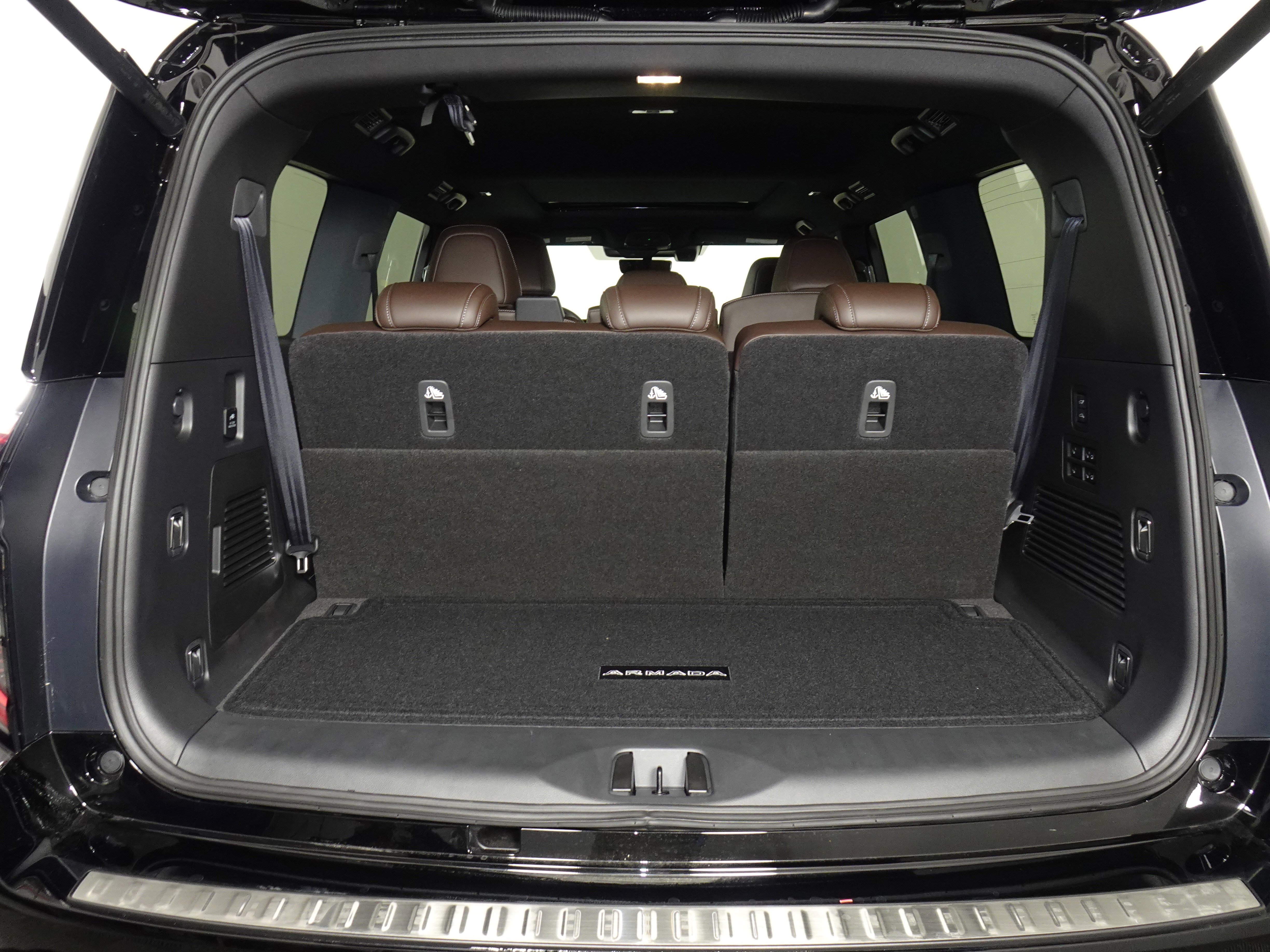 New 2025 Nissan Armada Platinum Reserve image 41
