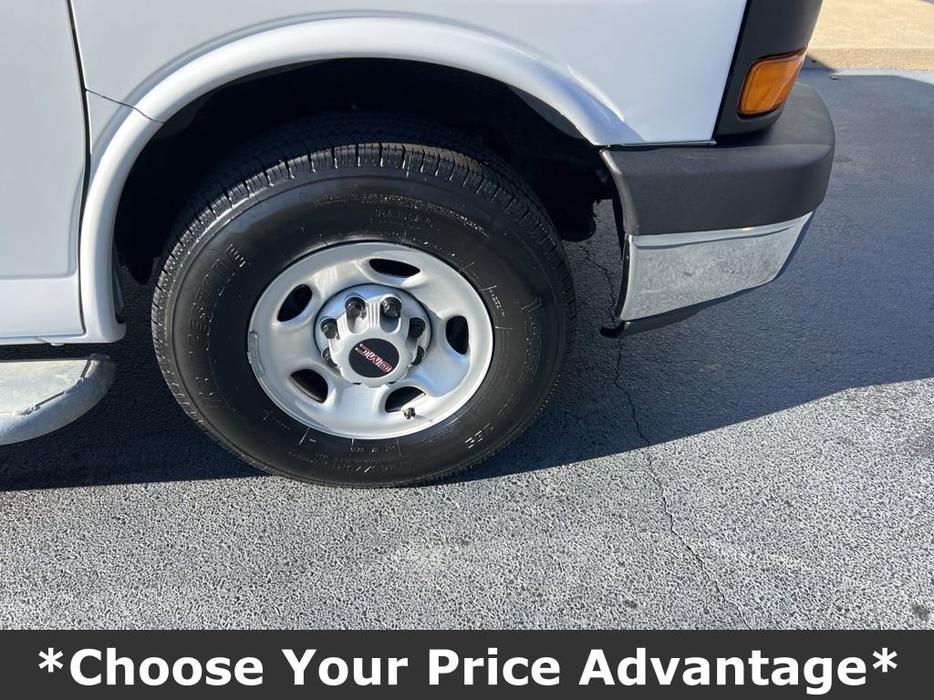 Used 2023 GMC Savana 2500 w/ Driver Convenience Package image 12