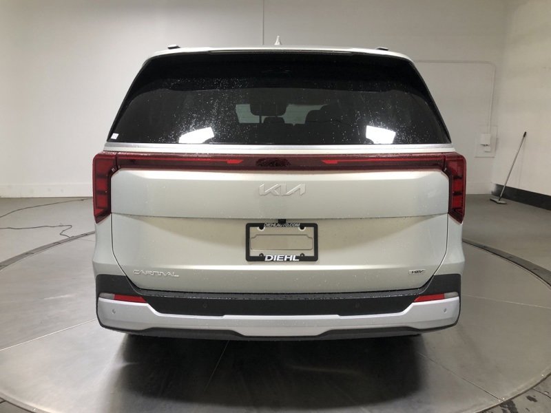 New 2026 Kia Carnival EX image 6