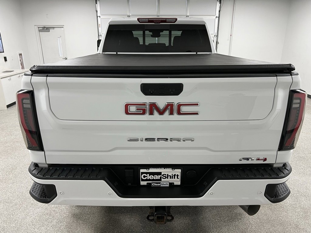 Used 2024 GMC Sierra 2500 AT4 w/ Technology Package image 12