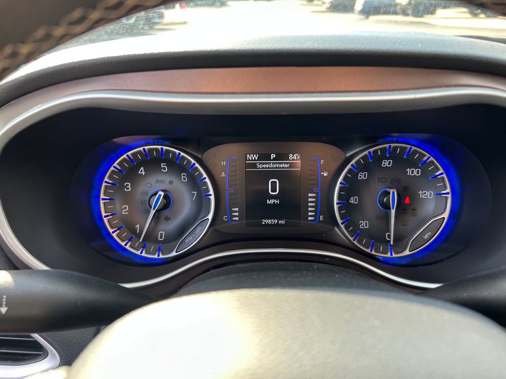 Used 2023 Chrysler Voyager LX FWD image 11