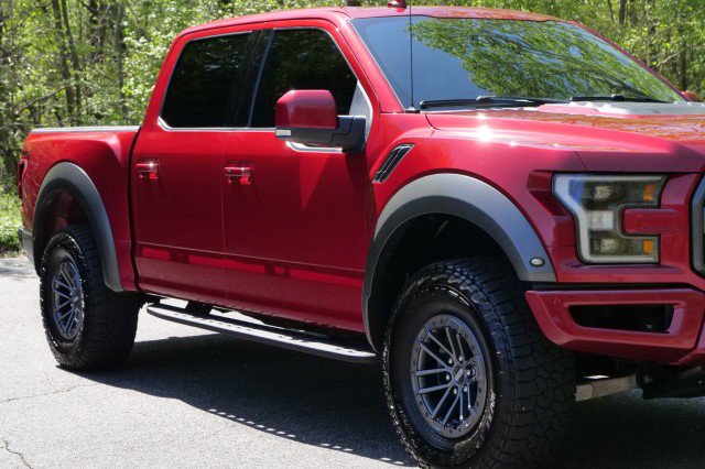 Used 2020 Ford F150 Raptor w/ Equipment Group 802A Luxury image 40