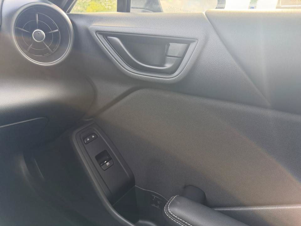 Used 2024 Toyota GR86 RWD image 31