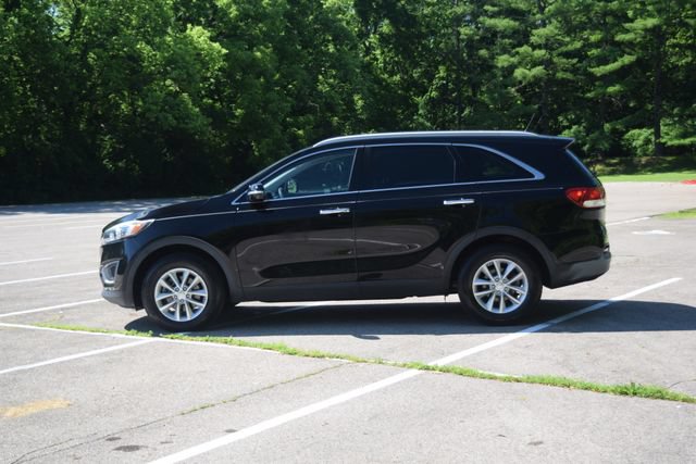 Used 2017 Kia Sorento FWD image 21