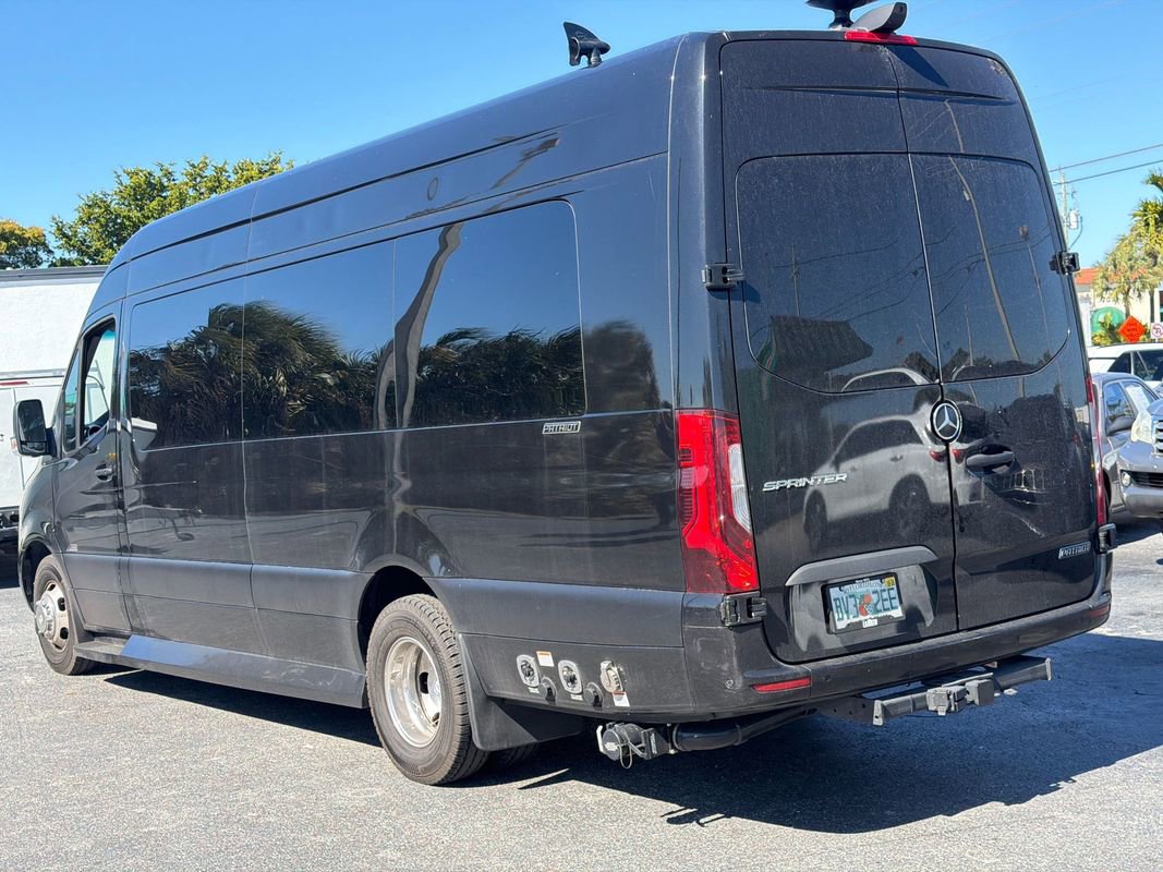 Used 2023 Mercedes-Benz Sprinter 3500 image 1