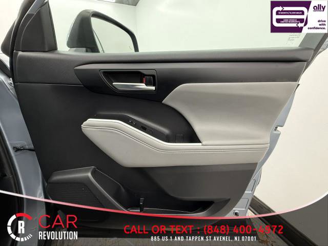 Used 2021 Toyota Highlander XLE image 62