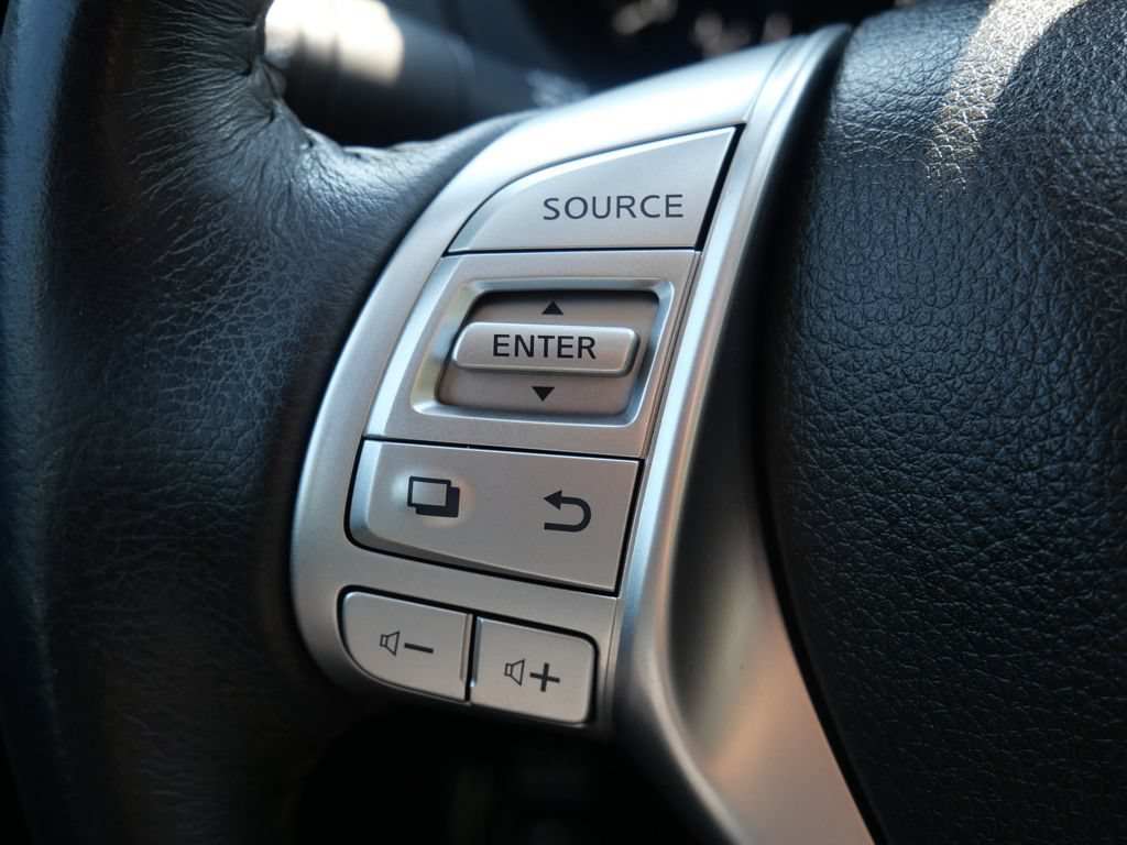 Used 2017 Nissan Altima 2.5 SV w/ Convenience Package FWD image 18