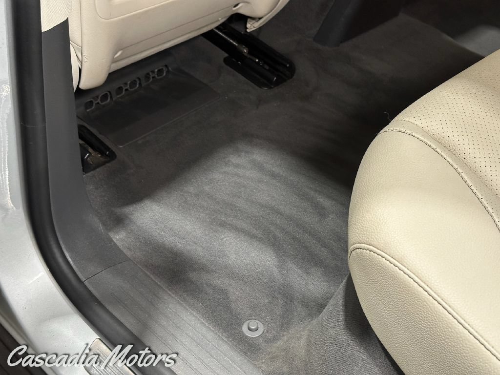 Used 2020 Mercedes-Benz GLE 350 4MATIC image 25