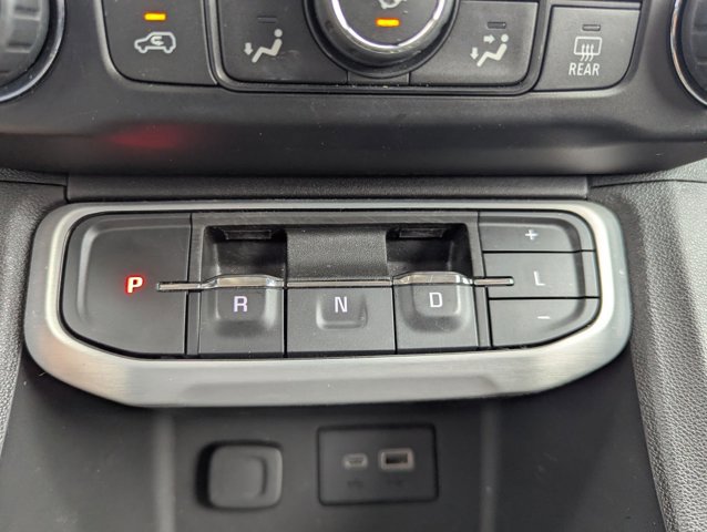 Used 2021 GMC Acadia SLE image 8