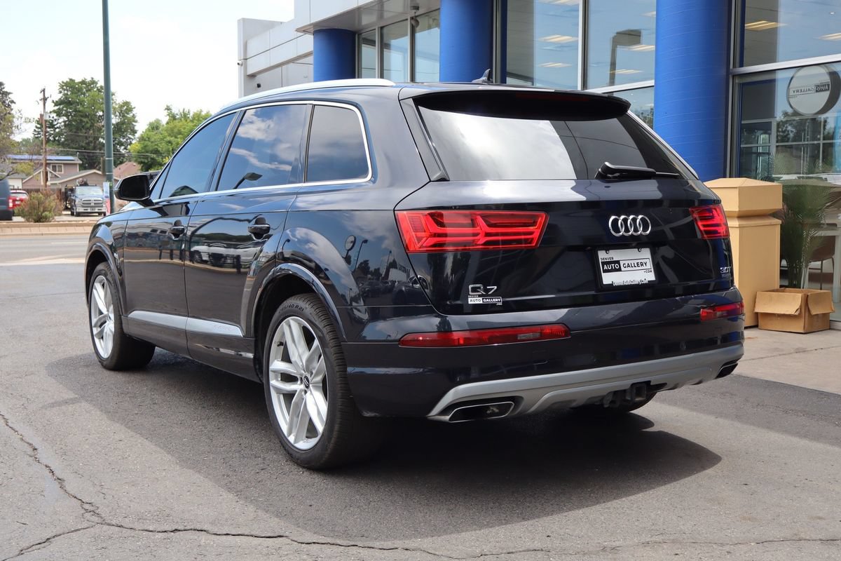 Used 2017 Audi Q7 3.0T Prestige AWD/4WD image 3
