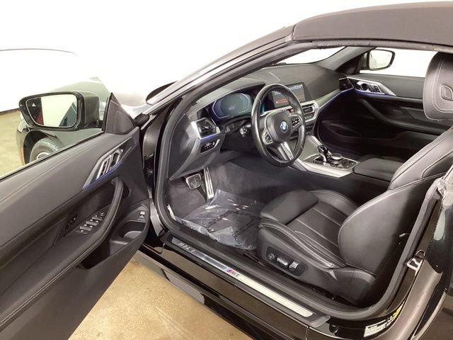 Used 2023 BMW 440i xDrive Convertible w/ Premium Package AWD/4WD image 11