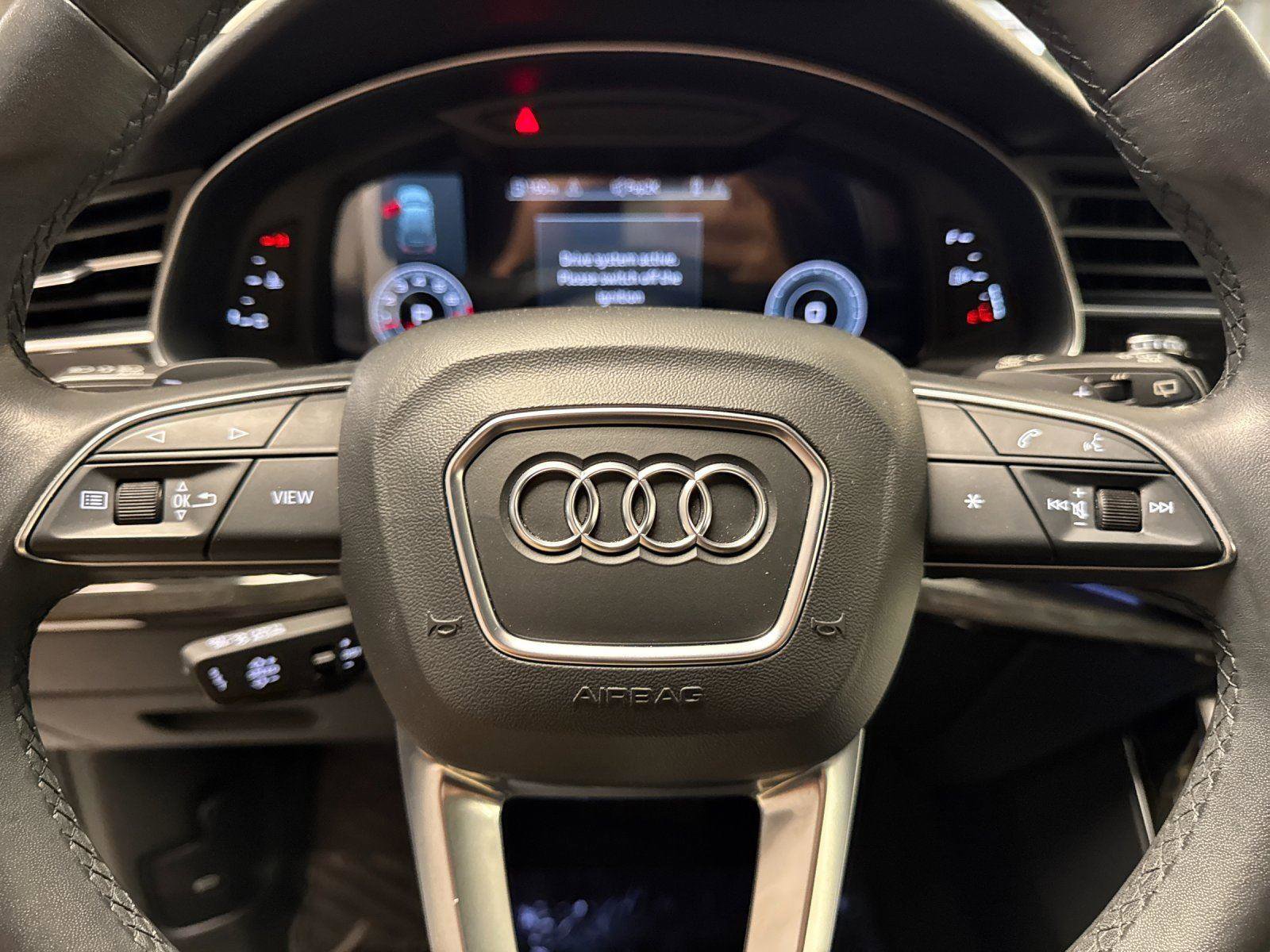 Used 2022 Audi Q7 Premium Plus image 23