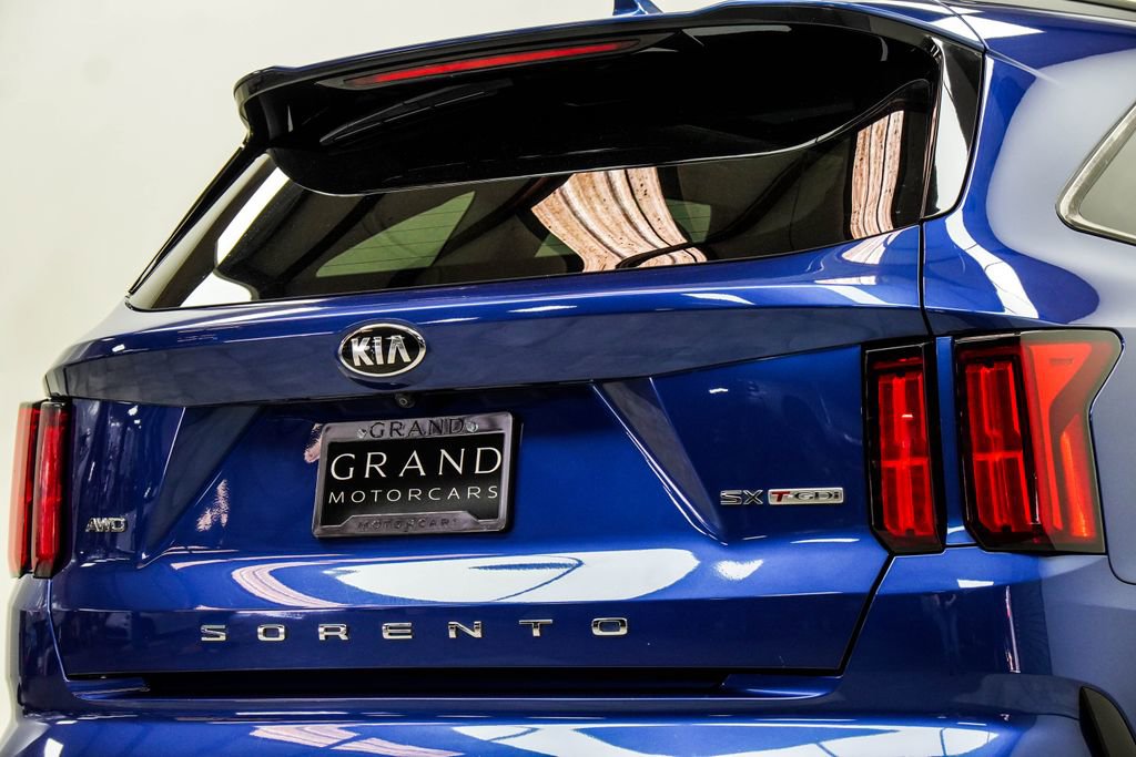 Used 2021 Kia Sorento SX image 13