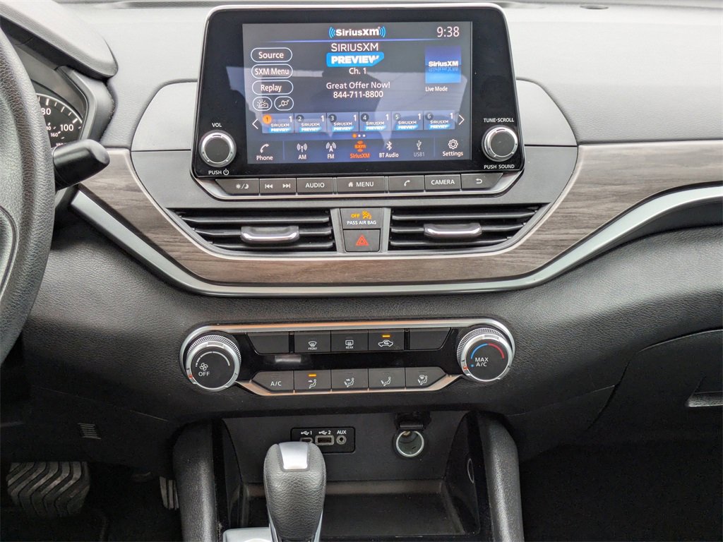 Used 2024 Nissan Altima 2.5 SV image 17