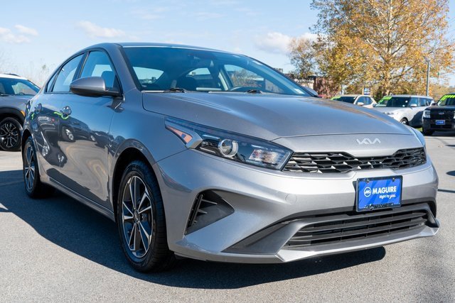 Used 2023 Kia Forte LXS image 4