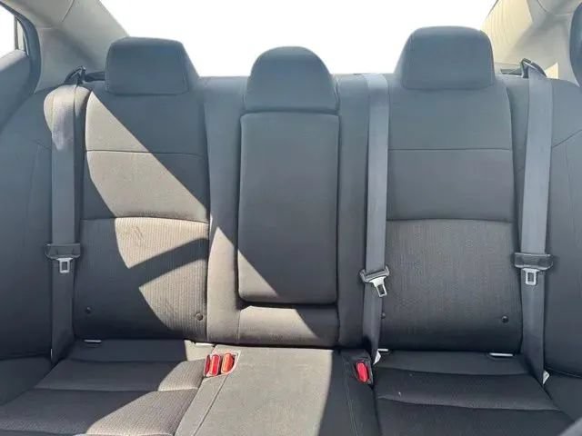 Used 2024 Nissan Altima 2.5 SV FWD image 18